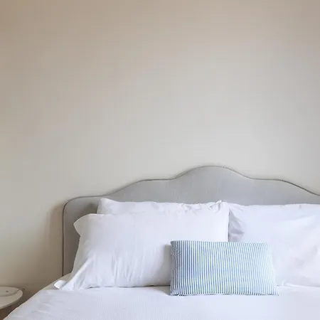 Iflat Trevi Charm, Elegant & Comfy Escape *